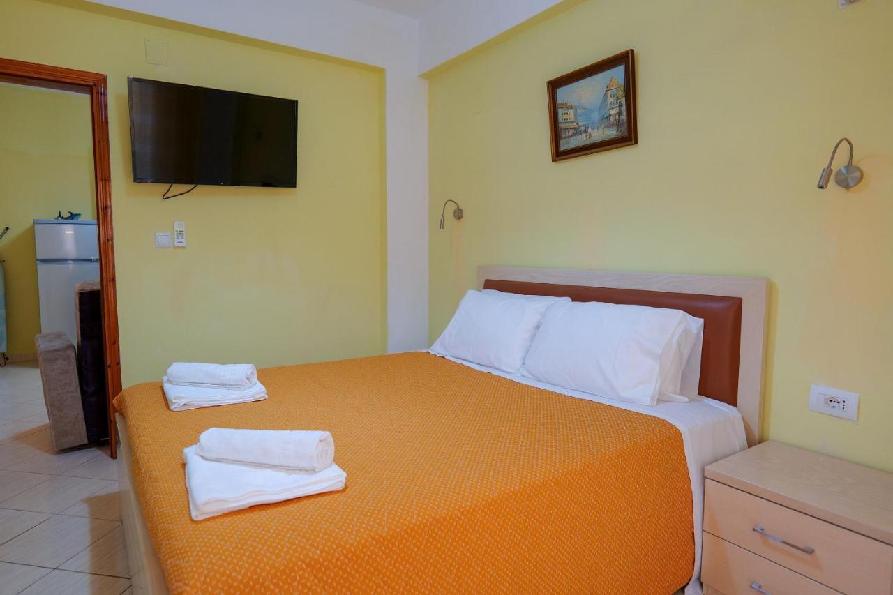 Sunny Holiday Sarandë Eksteriør billede