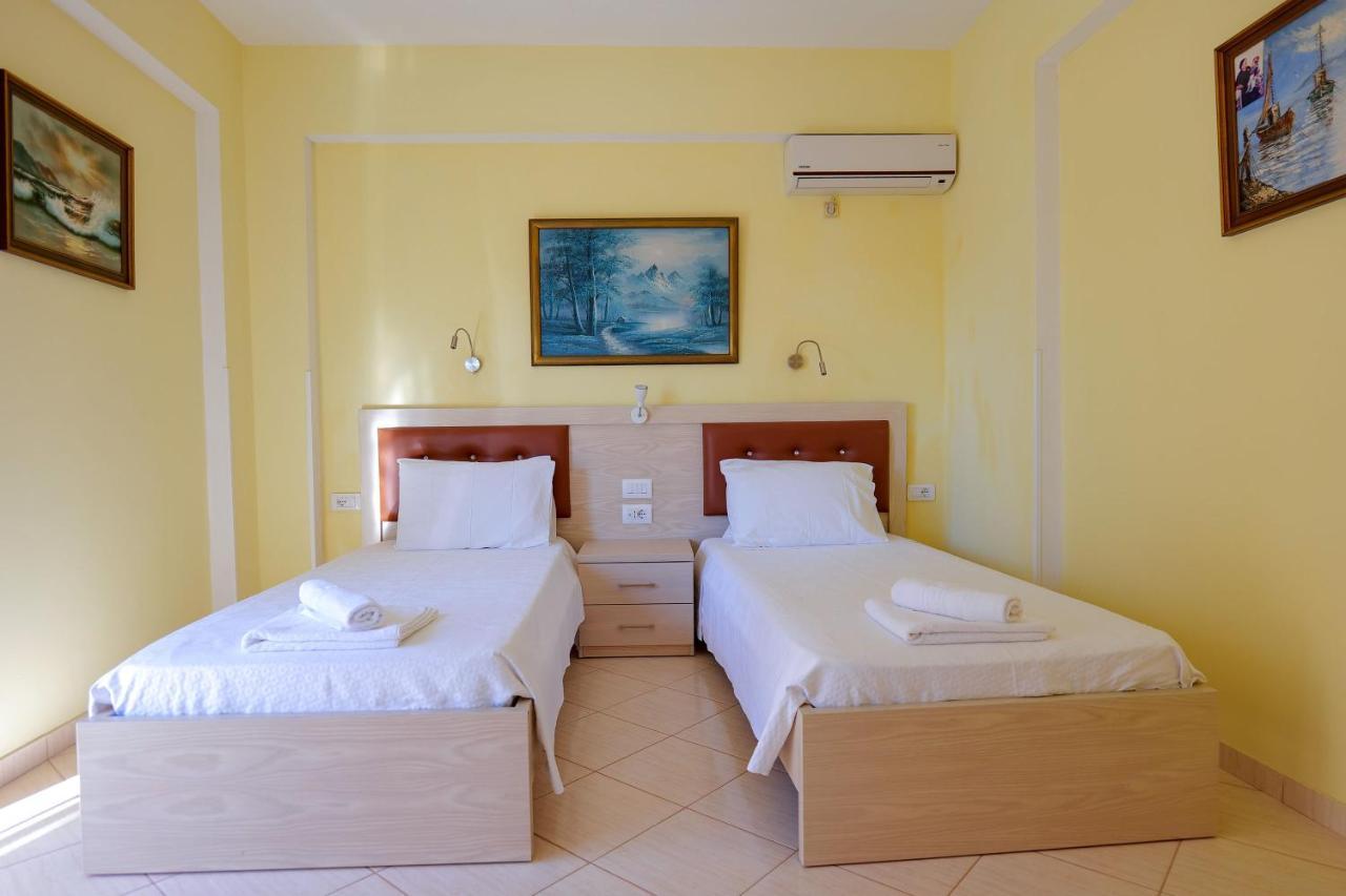 Sunny Holiday Sarandë Eksteriør billede