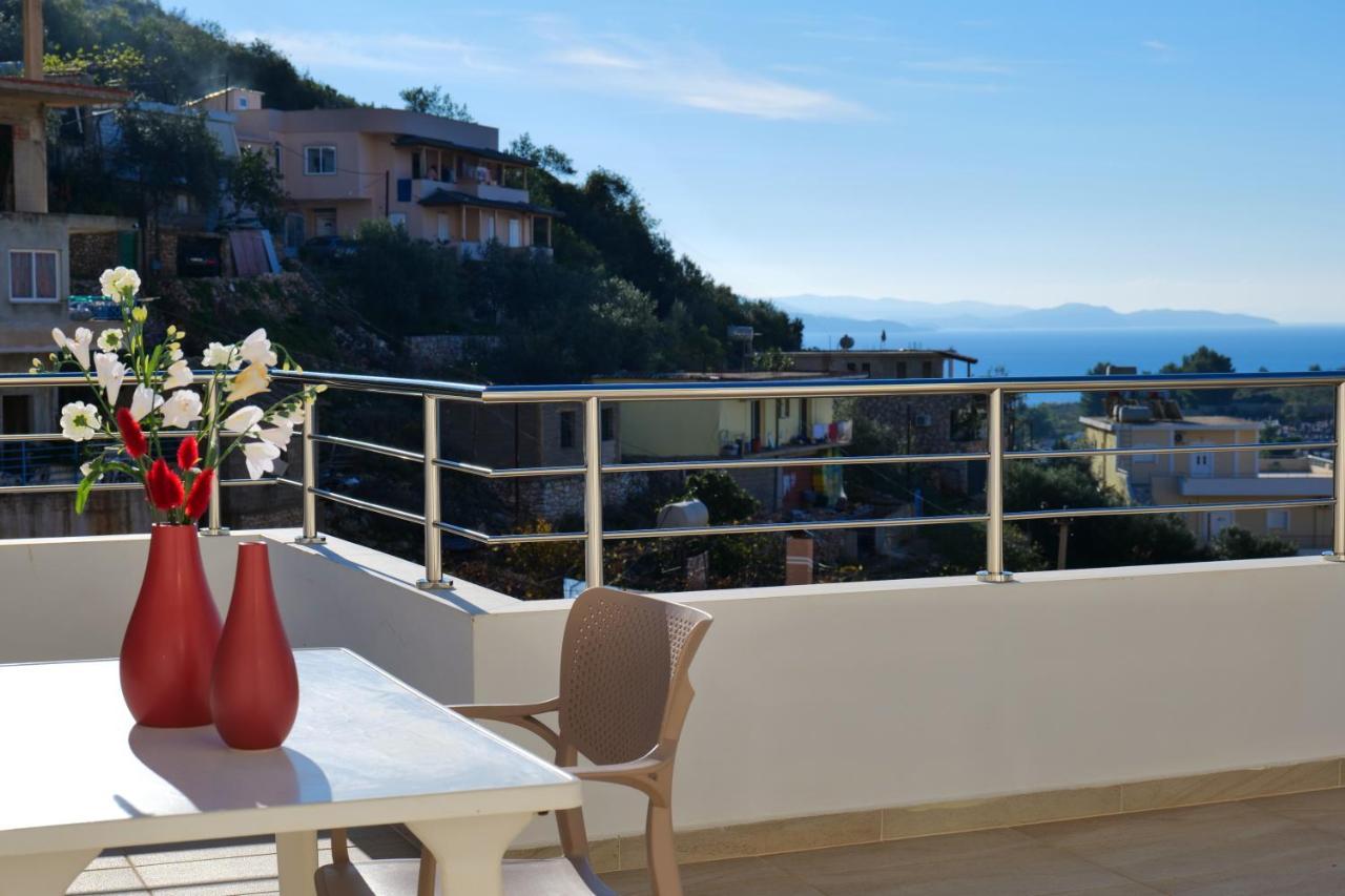 Sunny Holiday Sarandë Eksteriør billede