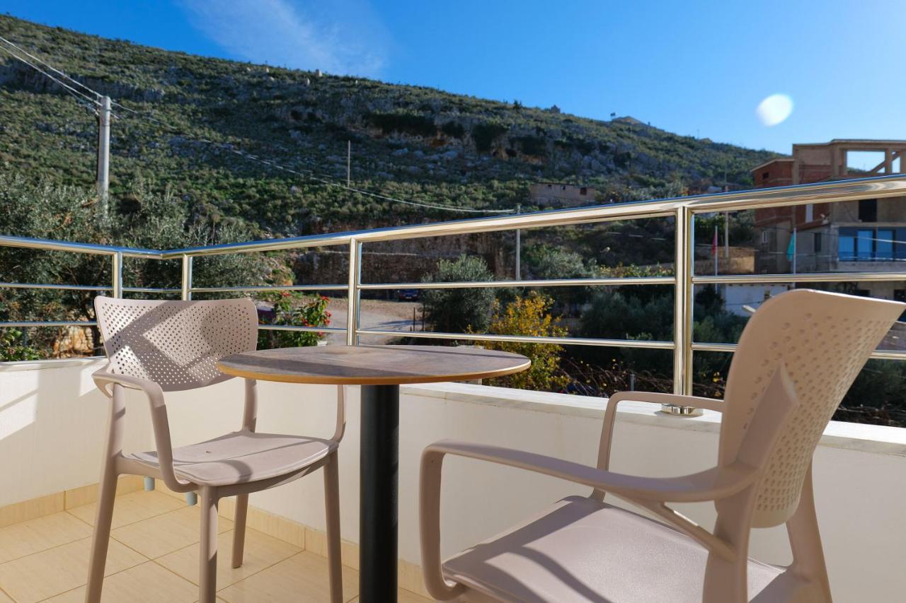 Sunny Holiday Sarandë Eksteriør billede